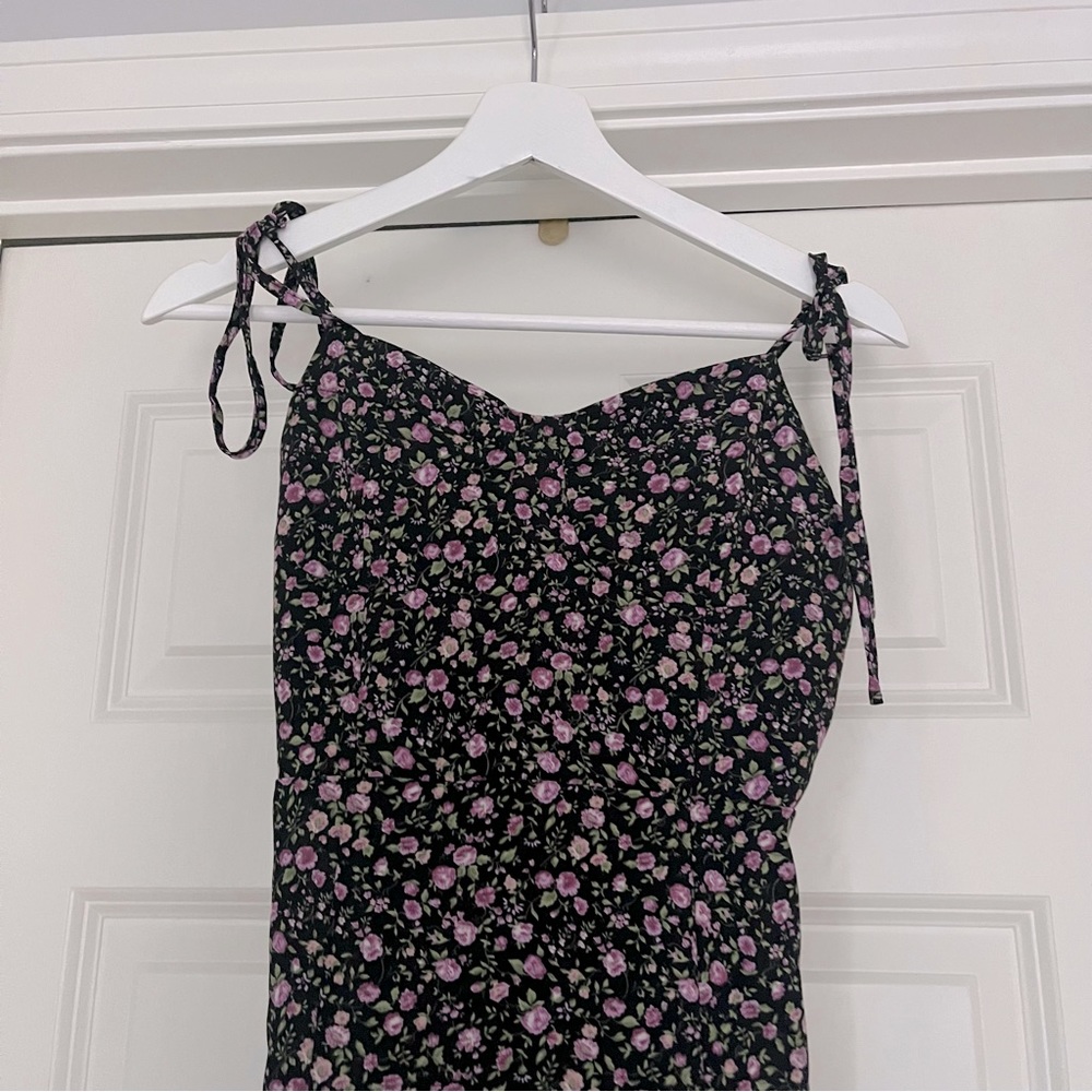 Black/Lilac Floral Midi Dress Size Small